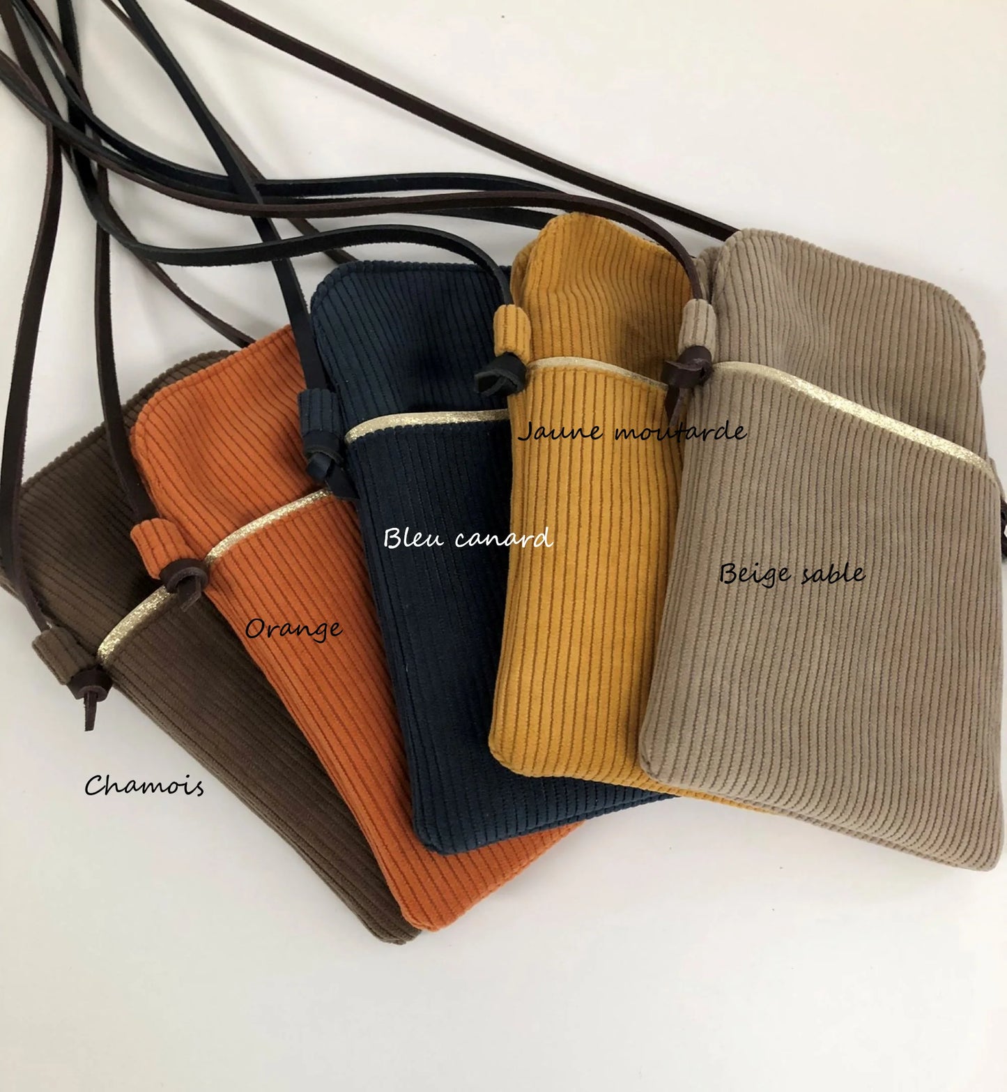 Les autres coloris de velours côtelé de la La pochette téléphone bandoulière en velours côtelé Lesfilsdisa