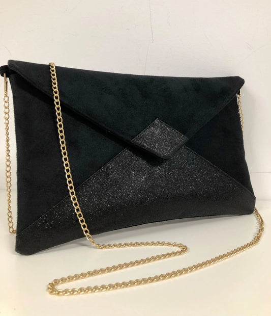 Le sac pochette Isa noir à paillettes noires et chainette dorée