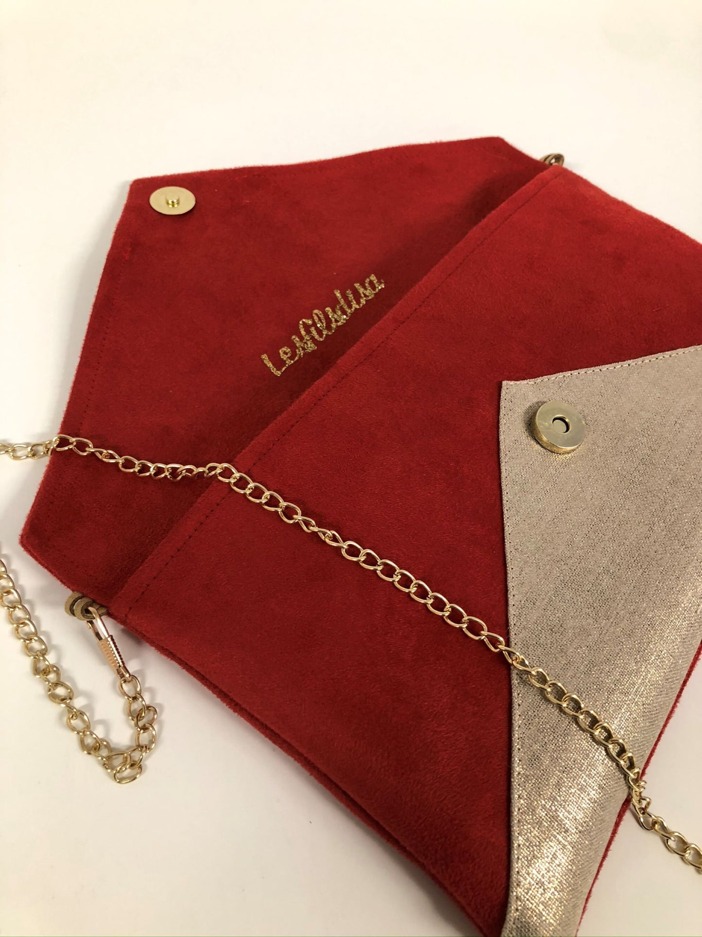 Sac pochette Isa rouge en lin et paillettes dorées