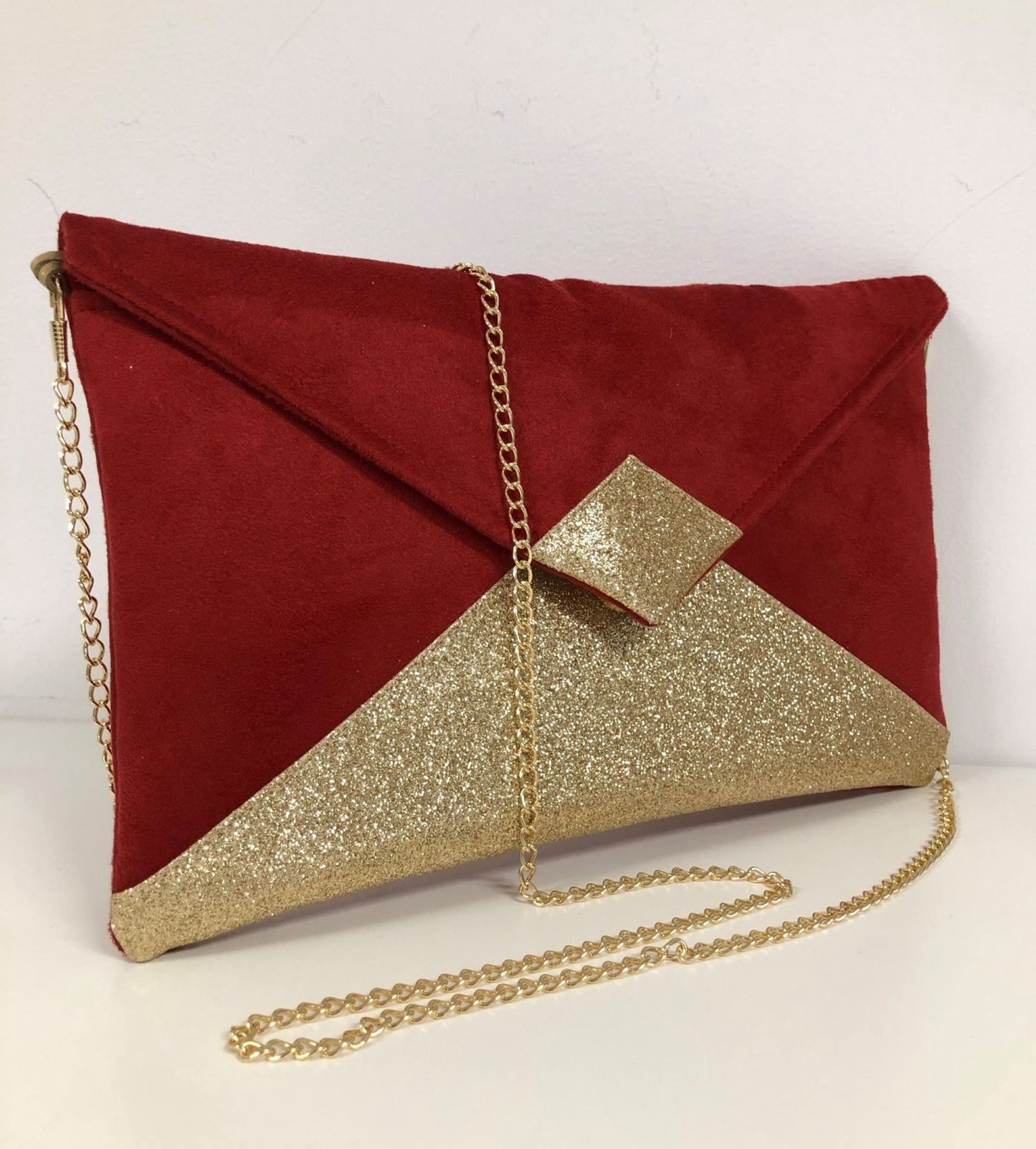 Sac pochette Isa rouge à paillettes dorées