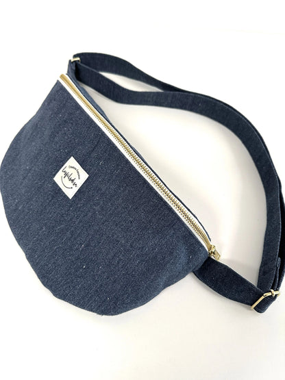 Le sac banane en toile bleu