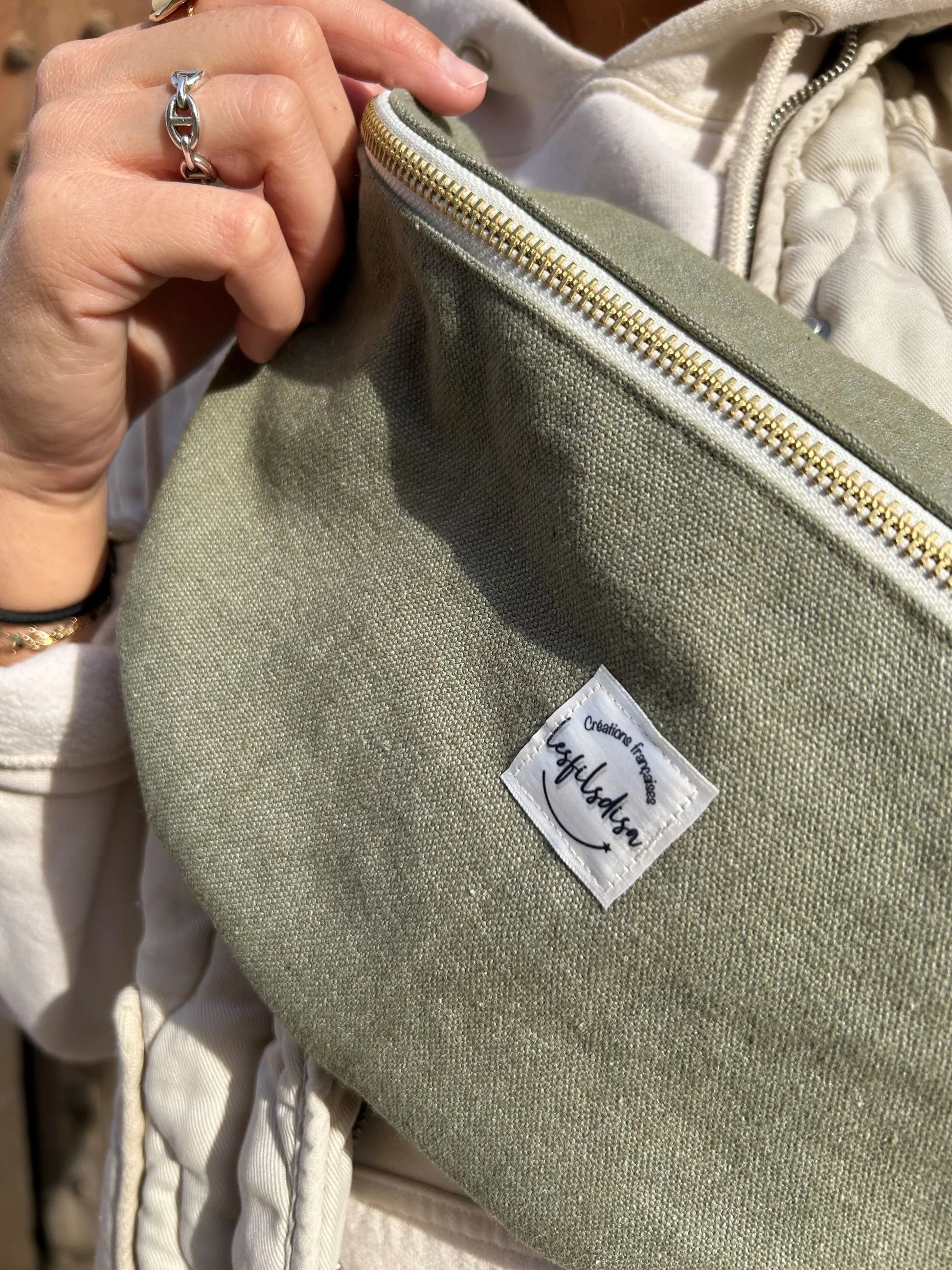 Herschel fifteen 2025 light belt bag