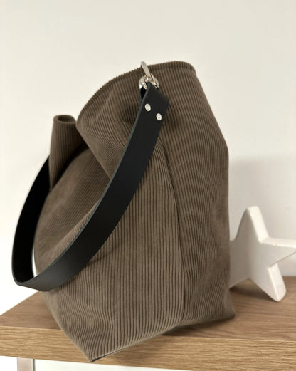 Hobo bag in chamois brown corduroy, black leather handle