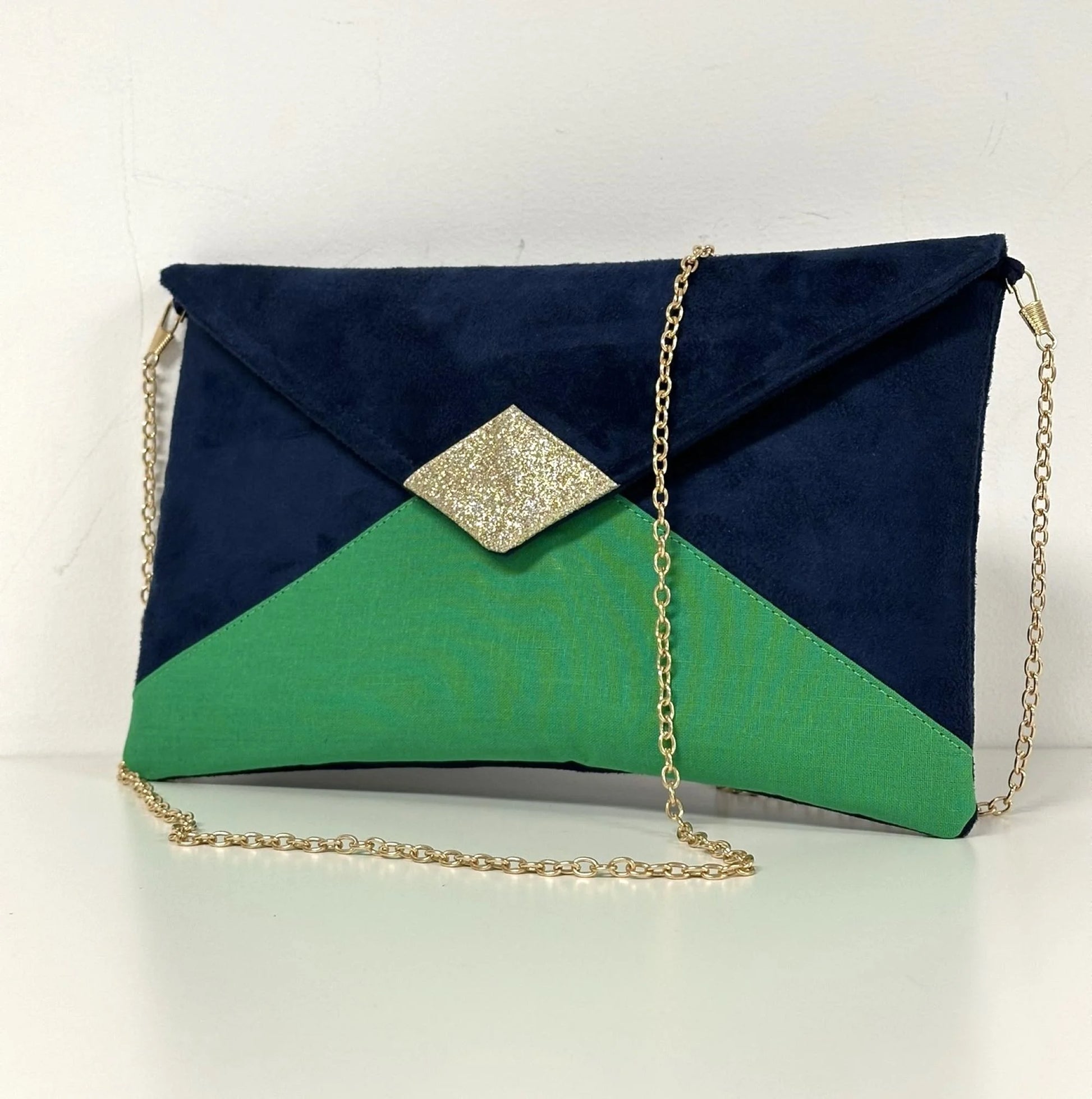 Navy blue and meadow green Isa clutch bag ⎪ Lesfilsdisa