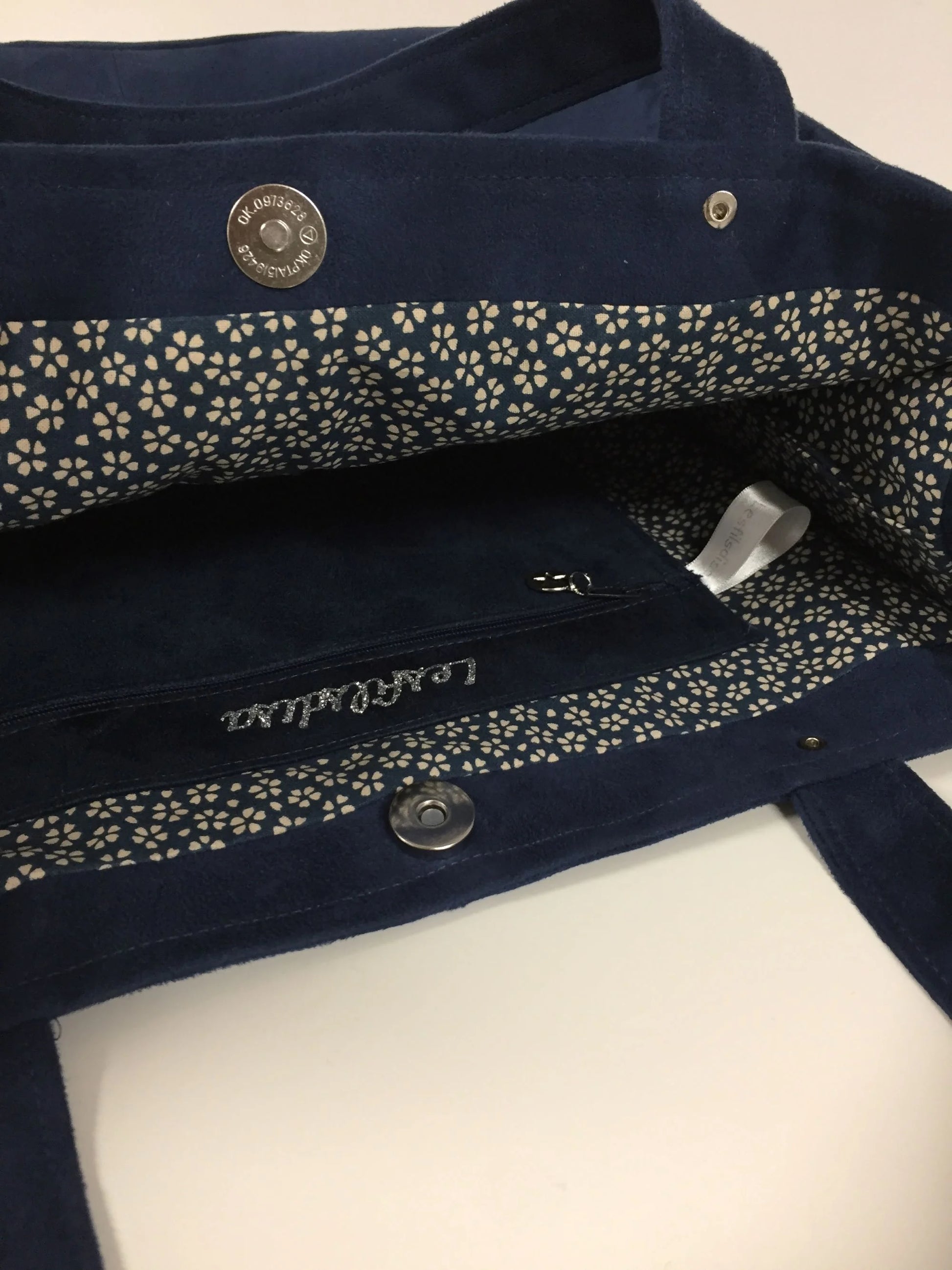 Vue intérieure du sac Shopper bleu marine 