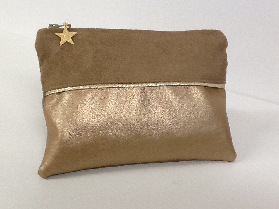 Camel and gold coin purse