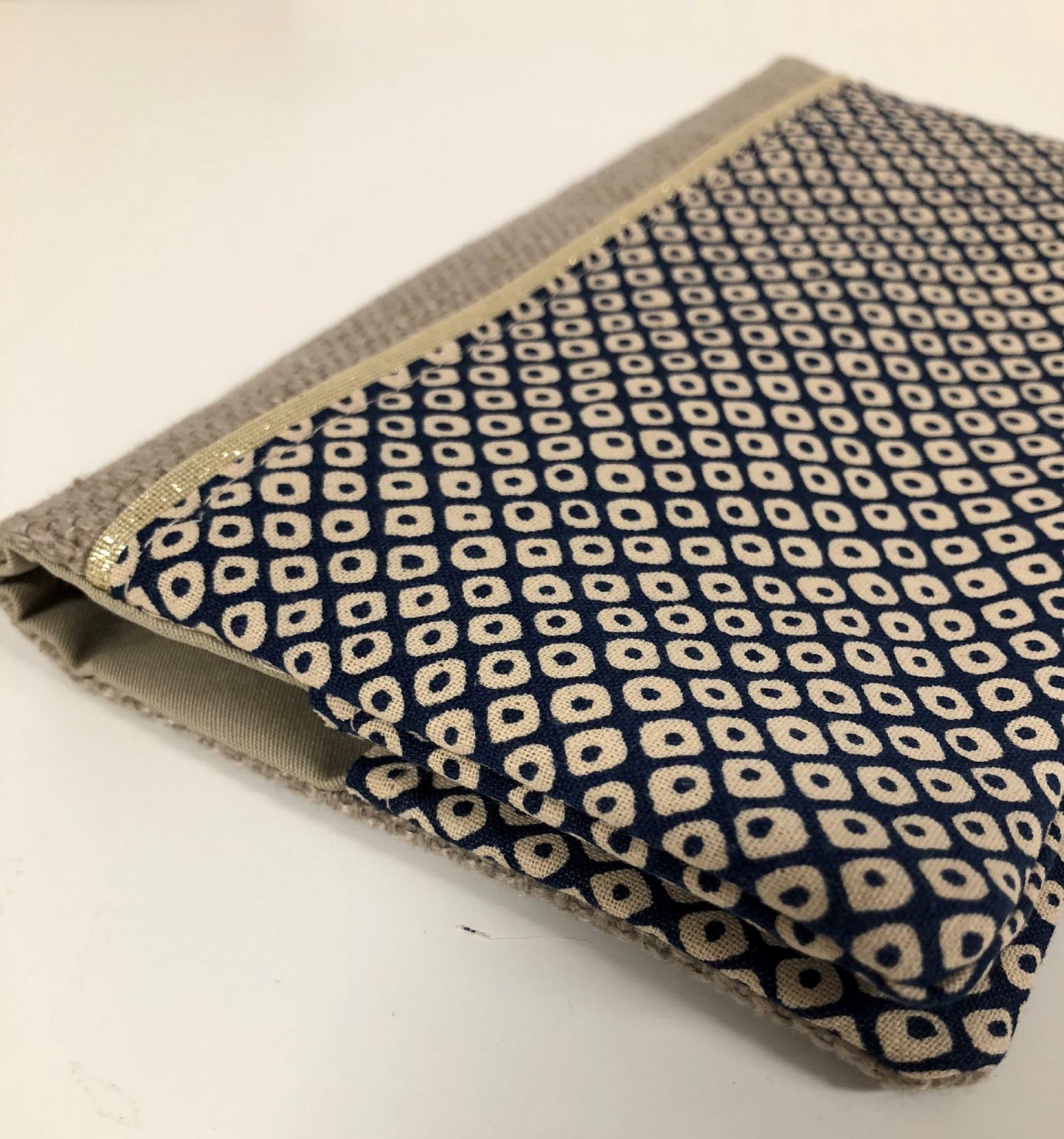 Checkbook holder in beige linen and blue Shibori Japanese fabric