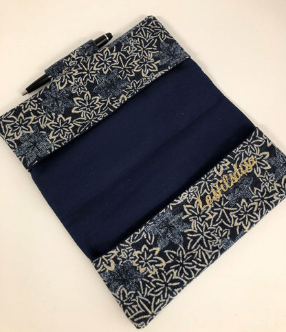 Porte-chéquier avec porte-stylo en lin et tissu japonais traditionnel bleu