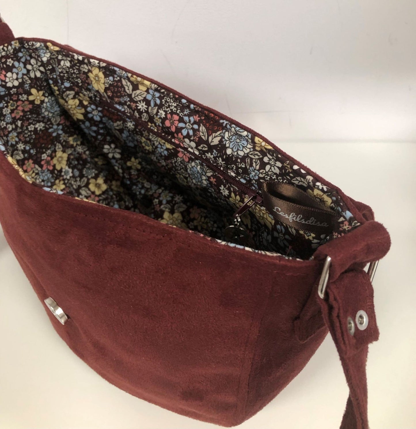 Isa burgundy messenger bag