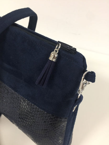 Isa navy blue reptile aspect shoulder bag